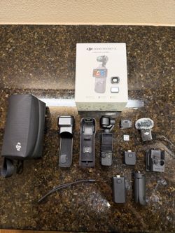DJI Osmo Pocket 3 Creator Combo + Extras.
