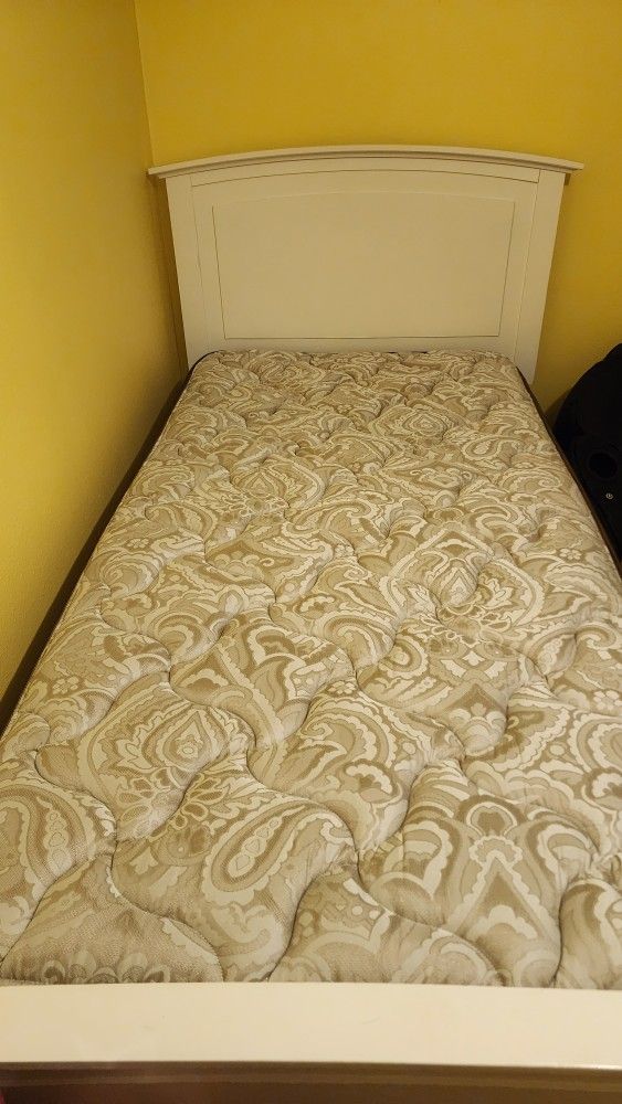 Twin Mattress And Spring Box New Never Been Used Still Has The Plastic On It. My Wife And I Bought It At Mattress Firm