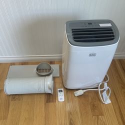 Black & Decker 10,000 BTU AC Unit For Up To 450 SF