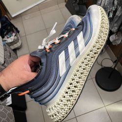 Adidas 4DFWD Parley Size 10.5