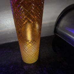 3 Starbucks tumblers