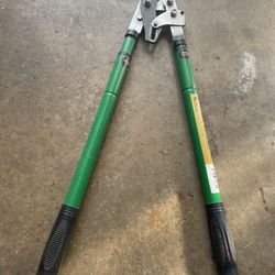 Long Handle Loppers / Cutters     