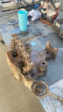 Ridged pipe vice 1/2 to 8 inches