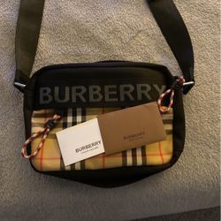 BURBERRY unisex handbag