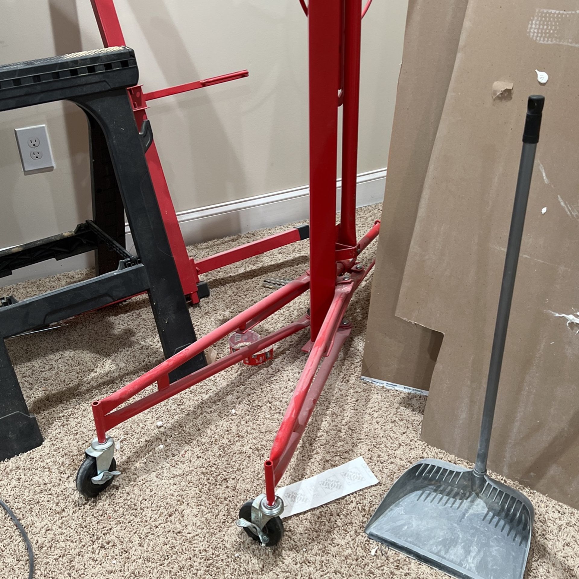 Dry Wall Lifter 