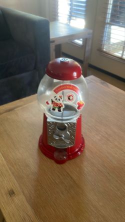 Gumball machine