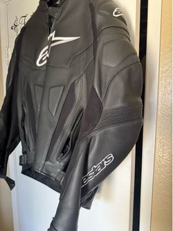 GP PLUS R v2 AIRFLOW LEATHER JACKET