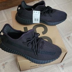 Yeezy Boost 350 V2 Cinder Size 9
