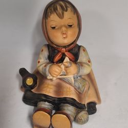 Beautiful Vintage Hummel Figurine " Happy Pastime "