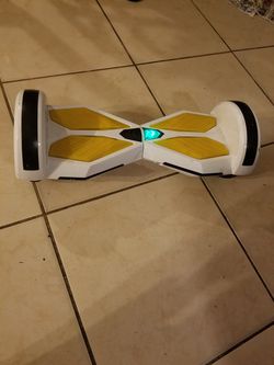 Hoverboard bluetooth w color lights great condition