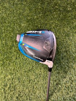 TaylorMade SIM 2 Driver 9 Loft Speeder Regular Flex Original Grip RH