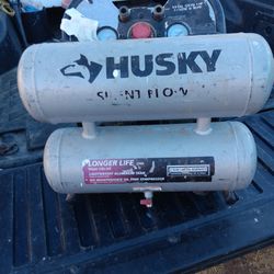 Husky Compressor 