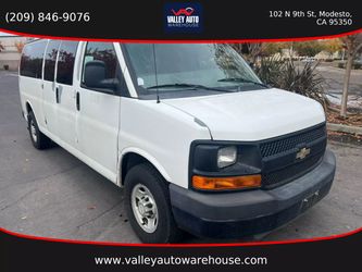 2011 Chevrolet Express 3500 Passenger