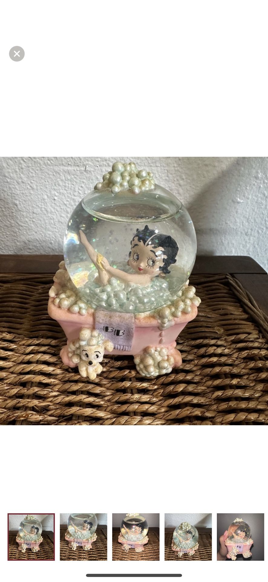 Betty Boop "Bubble Bath" Figurine Paperweight Snow Globe Collectible