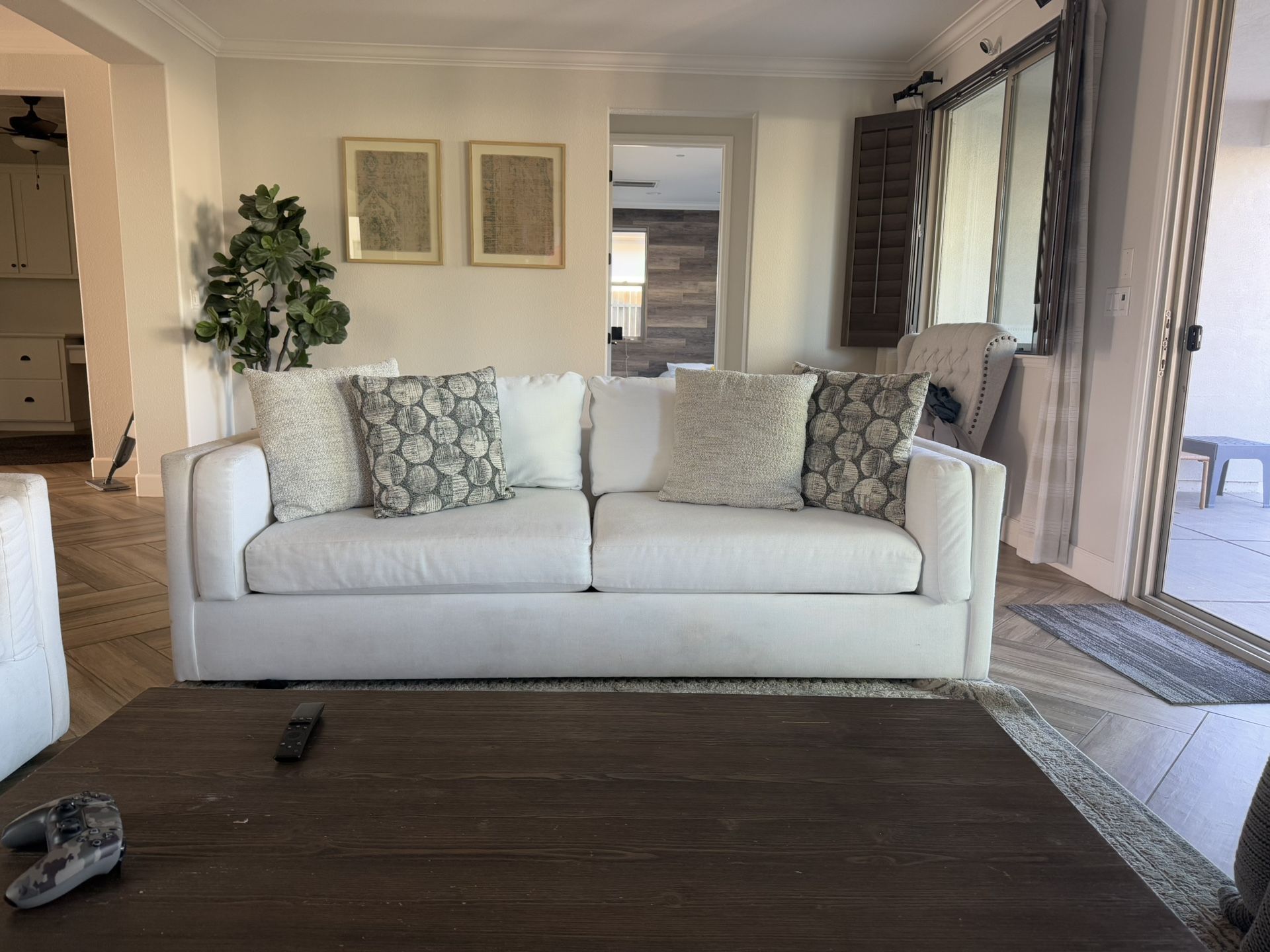 New White Sofa Set