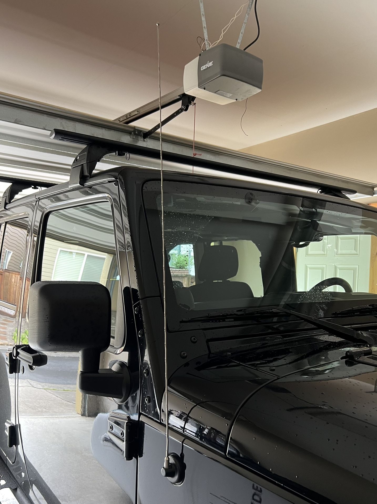 Jeep Wrangler Antenna
