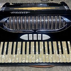 Antique Italian "Spezzano" accordion