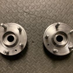 07 Ford Freestyle 3.0 V6 Wagon. 2 Wheel Hub Assembly/ 2 Wheel Bearing Assembly