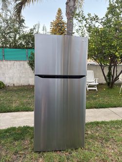 LG stainless steel refrigerator