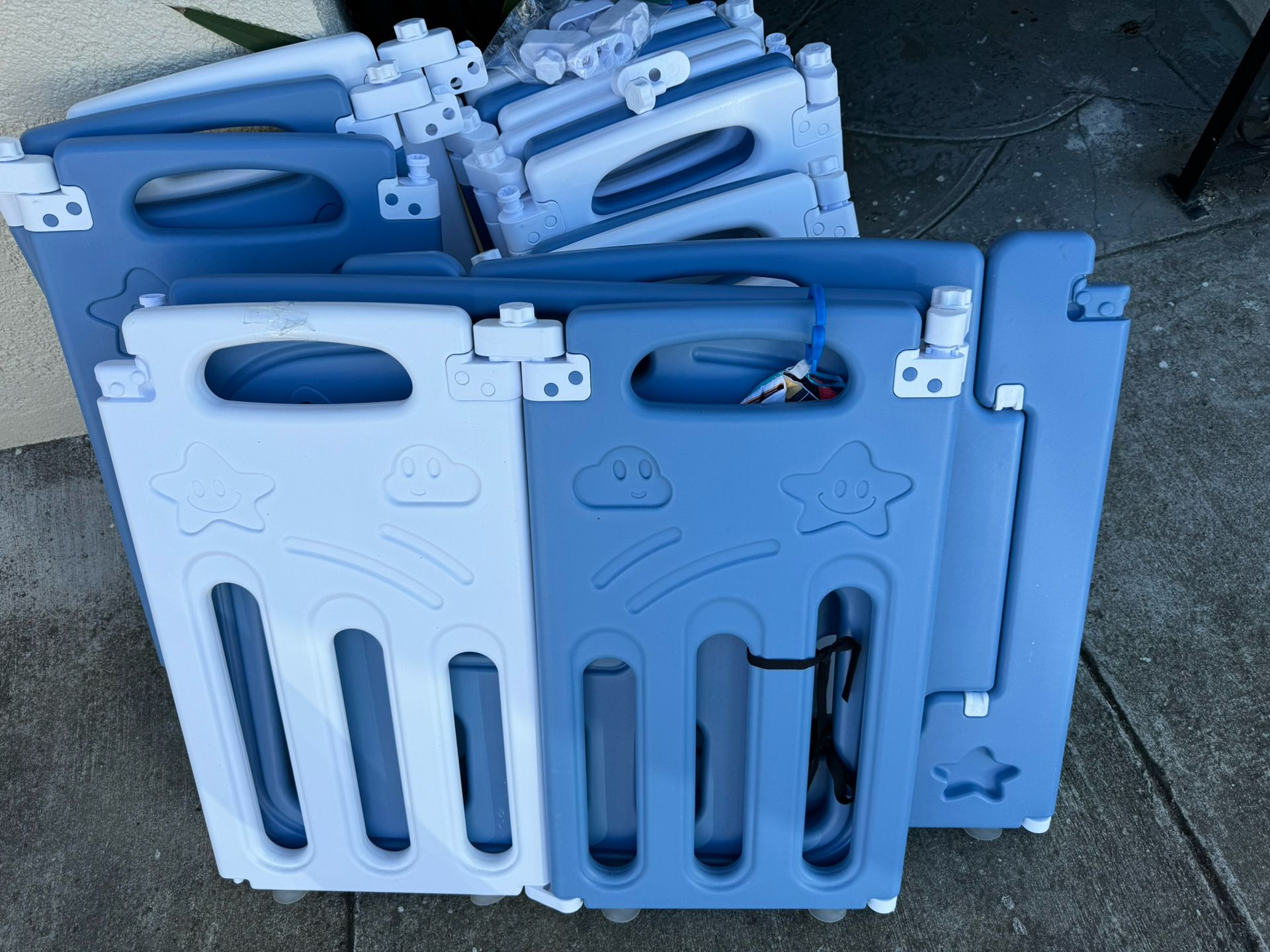 Play Pen For Sale