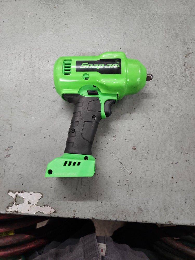 Snap On 3/8 Brushless Impact Gun 