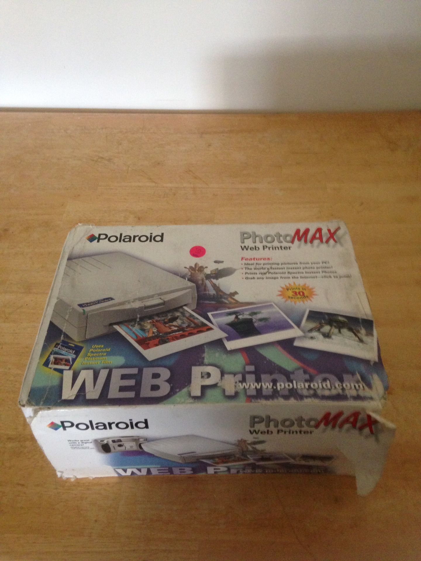 BNIB Polaroid PhotoMax Web Printer was issued orginally in 1999. Compatible with Windows 98 Never Used