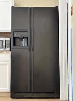 GE Refrigerator 🥶🍧🥶