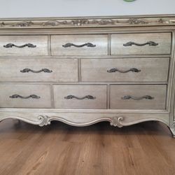 Cajonera De Madera En Buenas Condiciones 