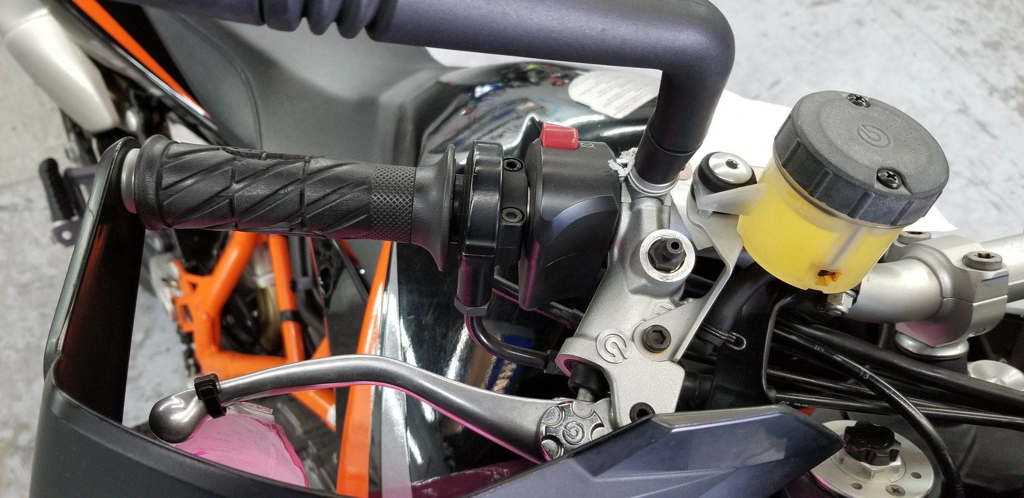 2013 ktm 990 smt abs