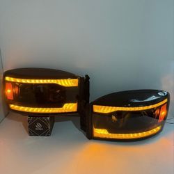Dodge RAM 2006-2008 Headlights 