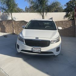 2017 KIA Sedona