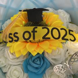 Sunflower Graduation Forever10” Flower Arrangement 