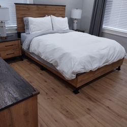 Four Piece Queen Bedroom Set With Queen Bed Frame Dresser Mirror And Night Stand On Sale Now Don't Miss