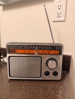 Panasonic FM-AM 2 Band Receiver Radio