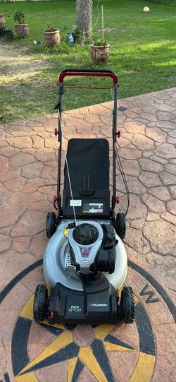 Murray 22 in. 140 cc Briggs & Stratton Walk Behind Gas Self-Propelled Lawn Mower with Front Wheel Drive and Bagger