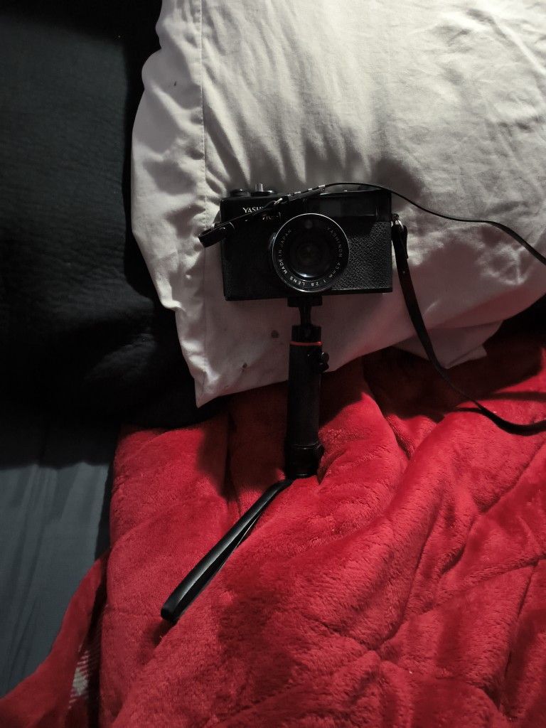 Yoshica Mg-1 Vintage Camera
