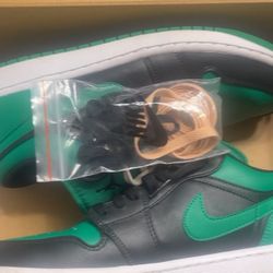 Jordan 1 Lows Luck Green