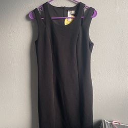 Women’s Size 6 Emma Michele Black Dress 