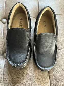 Toddler Boy Shoes - Size 8