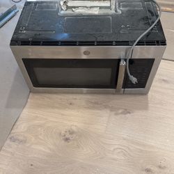 GE Microwave 30 Inch