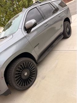 24 inch rims Tahoe Cadillac, Yukon Silverados