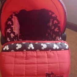 ♥️ Mickey Mouse Infant / Newborn Carseat 🤍