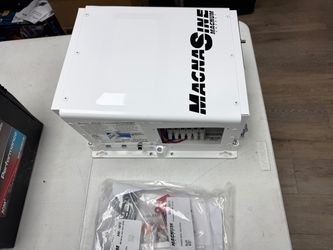 Magnum Energy MS Series MS2812-L-U 2.8kW 12VDC Pure Sine Wave Inverter / 125A PFC Charger