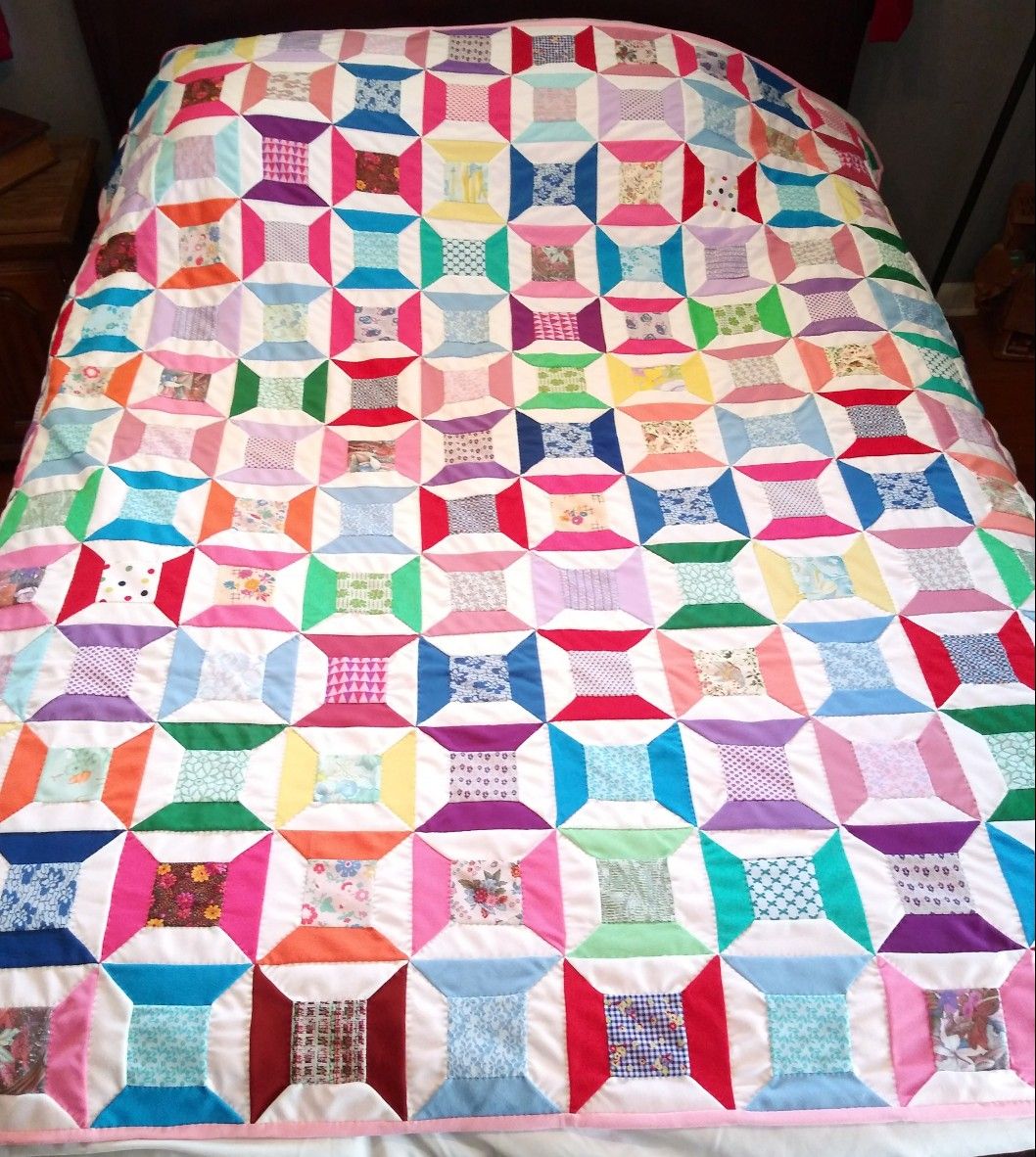 Hand Stitched Hand Sewn Hand Made Patchwork Quilt Twin Full Size Pink 85x78