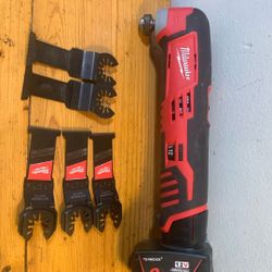 Milwaukee Multi tool 