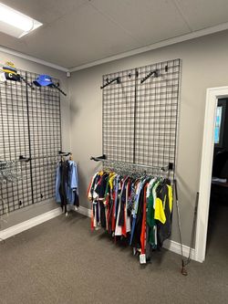 RETAIL/SHOWROOM GRIDWALLS