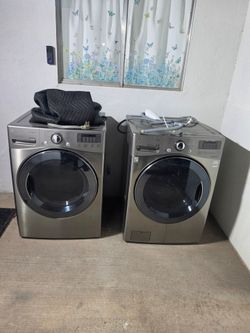 LG Front Load Washer and Dryer Set