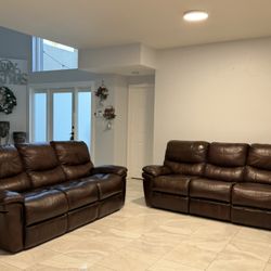 Genuine Leather Recliner Couch Set Excellent Condition Power Recliners Work Perfect 