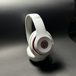 Beats B0500 by Dr. Dre Studio 2.0 Headphones - White - Wired