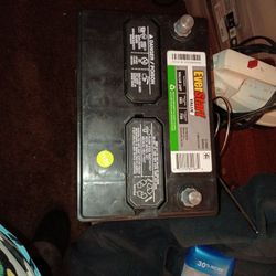 Brand New Battery I Bearly Bought At Walmart I Didn't Need It It Has 1 Year Warranty But They Didn't Want To Give Me A Refund 100 Or Best Offer 